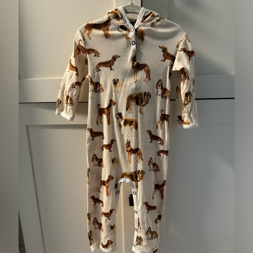 Milk barn Hooded Romper